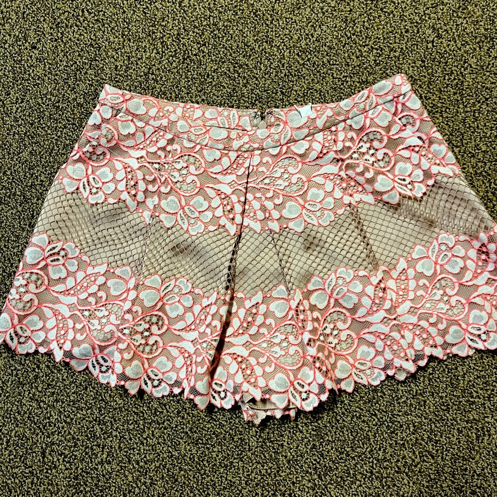 NWT Tracy Reese lace pleated front skort